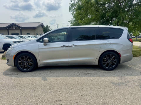 2018 Chrysler Pacifica Touring Plus