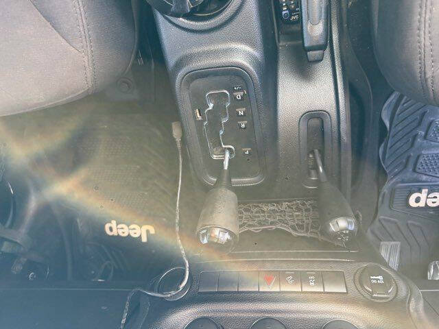 2015 Jeep Wrangler Unlimited Sport