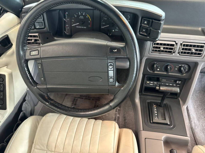 1993 Ford Mustang LX 5.0