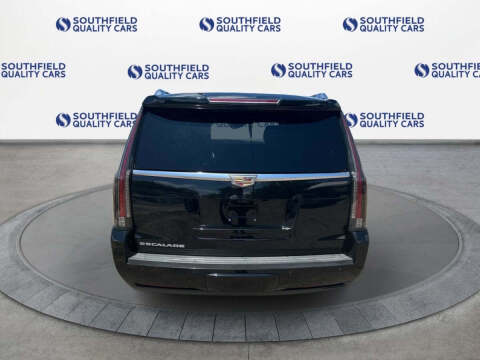 2019 Cadillac Escalade Luxury