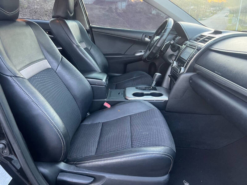 2012 Toyota Camry SE