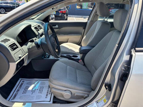 2010 Ford Fusion S