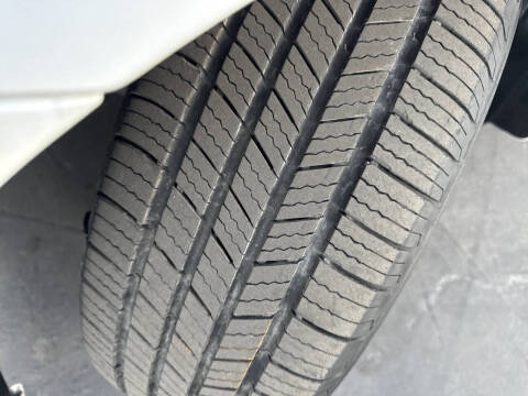 2008 Toyota Sienna CE 8-Passenger