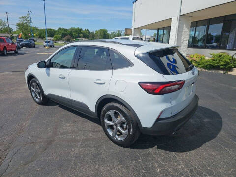 2025 Ford Escape ST-Line Select