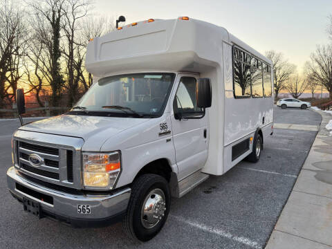 2015 Ford E-350