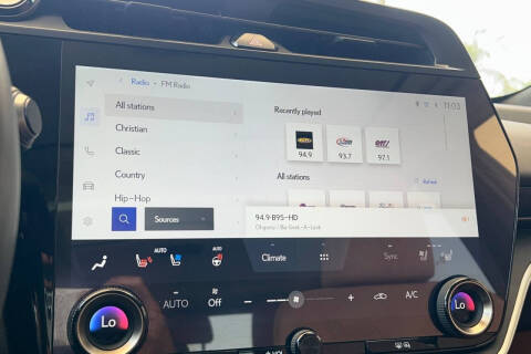 2023 Lexus RZ 450e Luxury