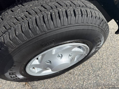 2005 Ford E-Series E-250