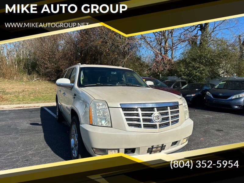 2010 Cadillac Escalade ESV Premium's photo