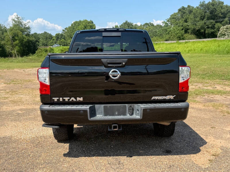 2018 Nissan Titan PRO-4X