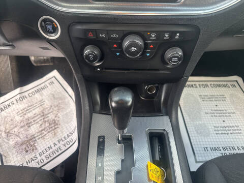 2011 Dodge Charger SE