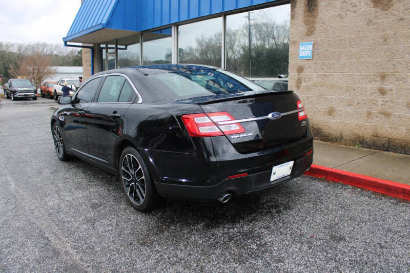 2018 Ford Taurus SEL
