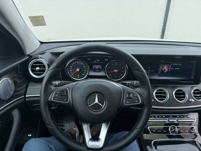 2017 Mercedes-Benz E-Class E 300 4MATIC