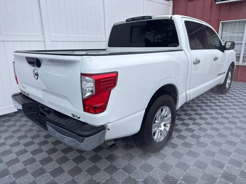 2019 Nissan Titan SV