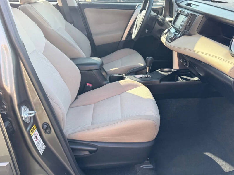 2014 Toyota RAV4 XLE