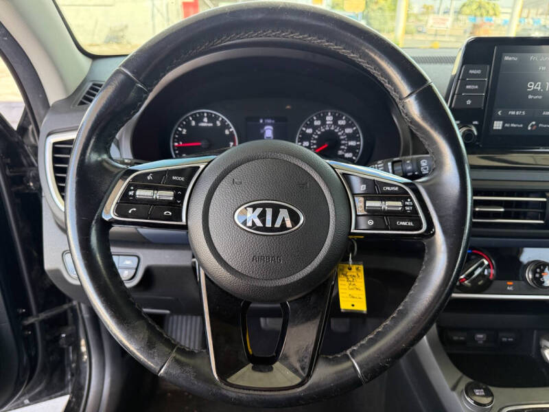 2021 Kia Seltos S