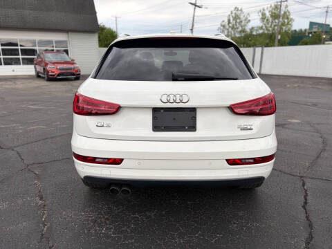2017 Audi Q3 2.0T quattro Premium Plus