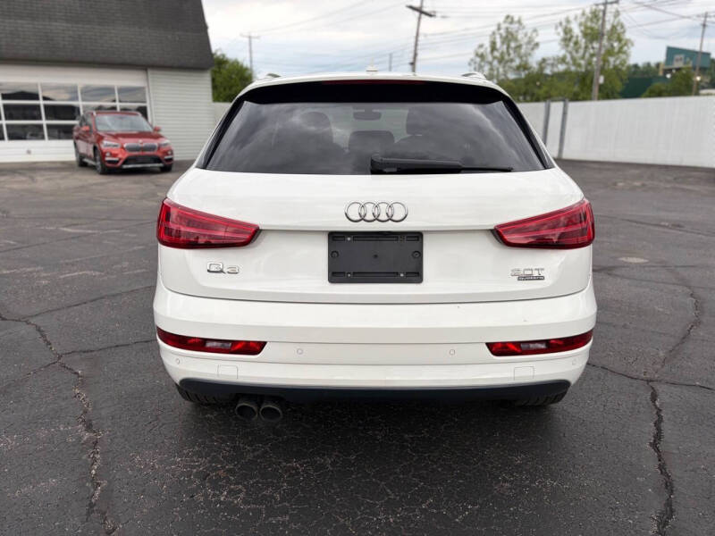 2017 Audi Q3 2.0T quattro Premium Plus