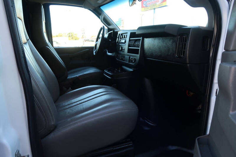 2021 Chevrolet Express 2500