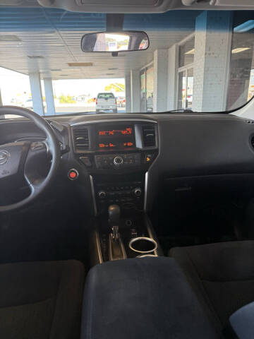 2015 Nissan Pathfinder SL