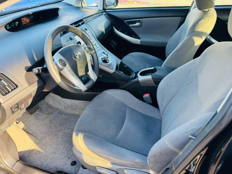 2015 Toyota Prius Two