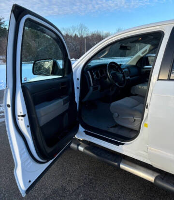 2011 Toyota Tundra Grade