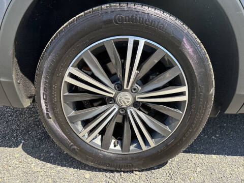 2018 Volkswagen Tiguan 2.0T SEL