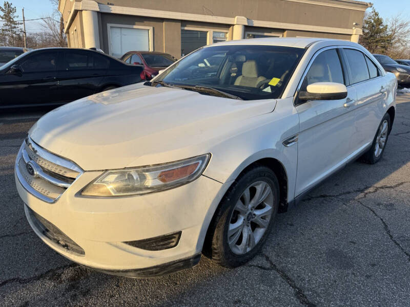 2011 Ford Taurus SEL