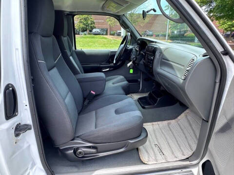 2004 Mazda B-Series B3000 SE