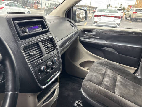 2017 Dodge Grand Caravan SE