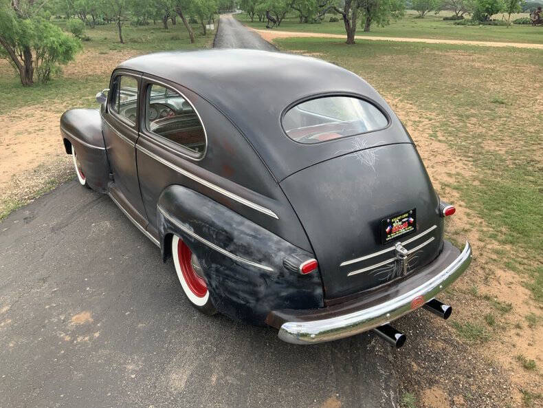 1946 Ford Deluxe