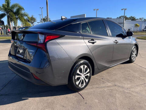 2022 Toyota Prius L Eco