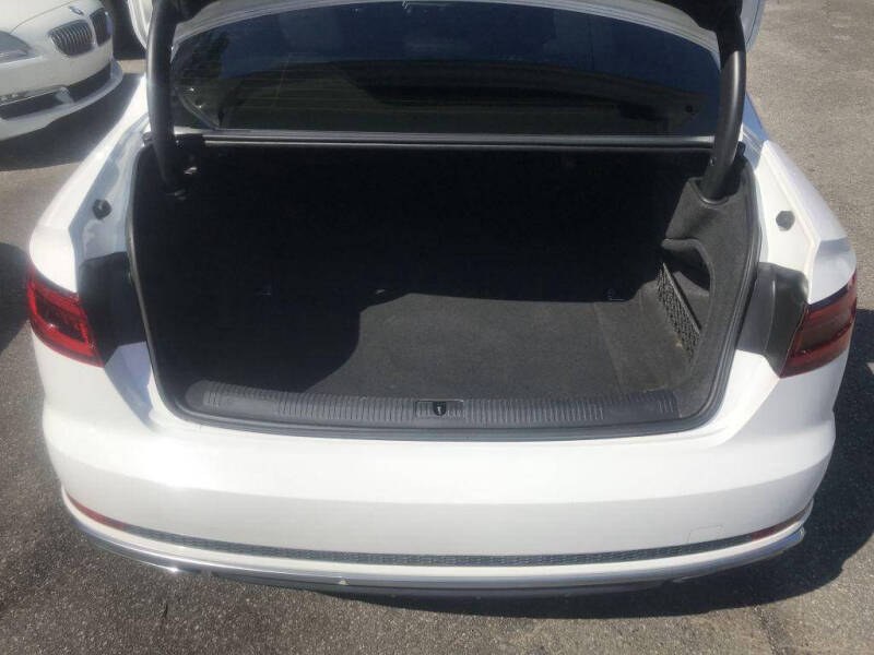 2019 Audi A4 quattro Premium 45 TFSI