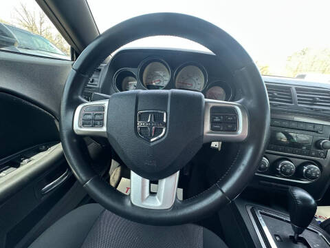 2013 Dodge Challenger SXT