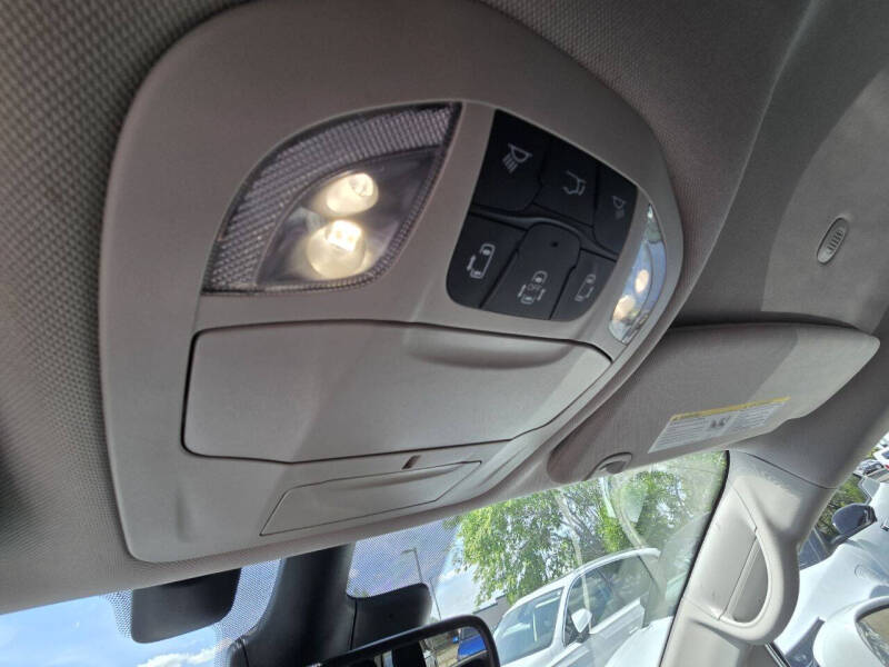 2021 Chrysler Pacifica Touring