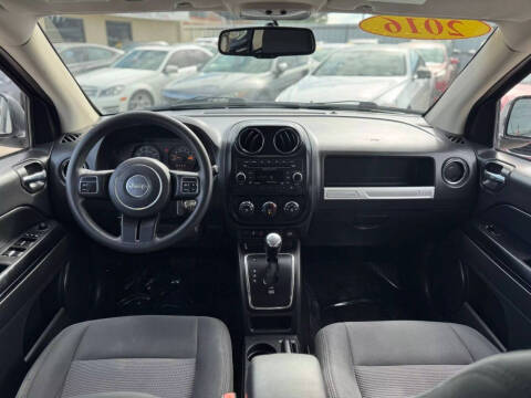 2016 Jeep Compass Sport