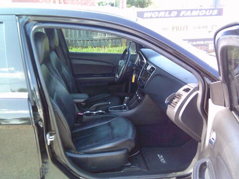 2012 Chrysler 200 Limited