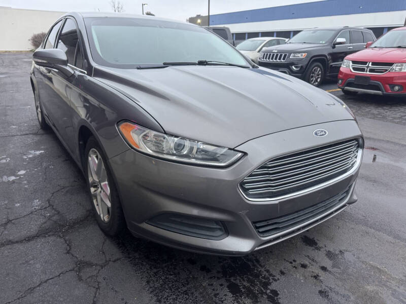 2013 Ford Fusion SE