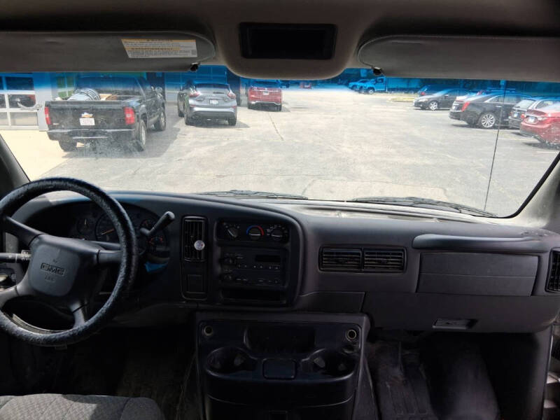 2002 GMC Savana 3500