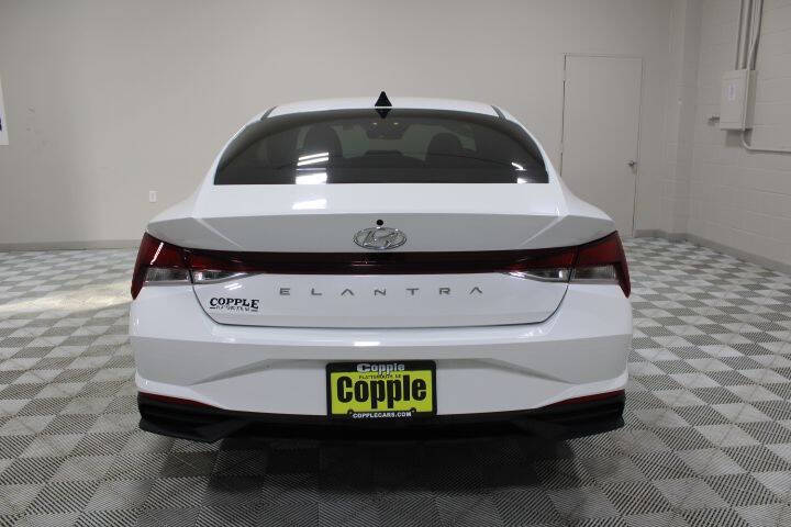 2022 Hyundai Elantra