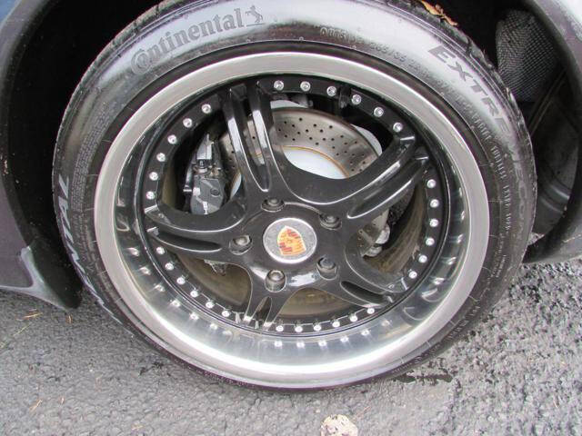 2000 Porsche 911 Carrera