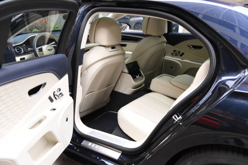 2025 Bentley Flying Spur Speed