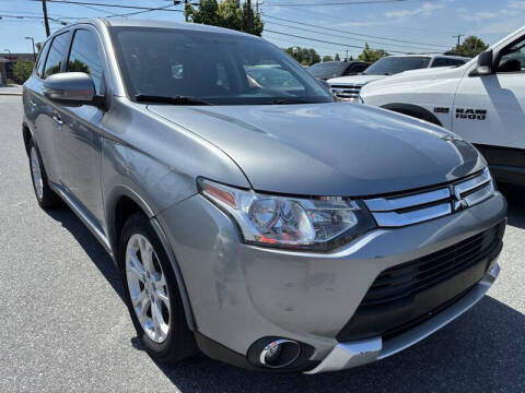 2015 Mitsubishi Outlander SE