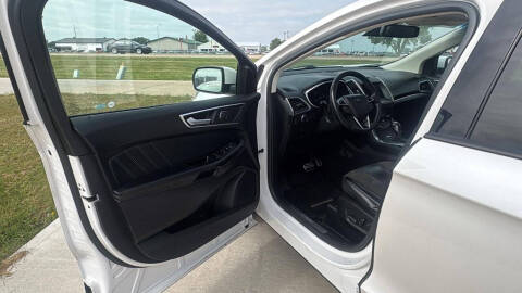 2016 Ford Edge Sport