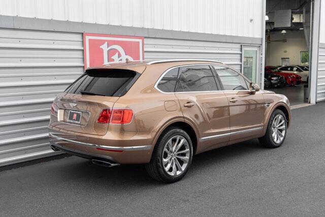 2017 Bentley Bentayga 58