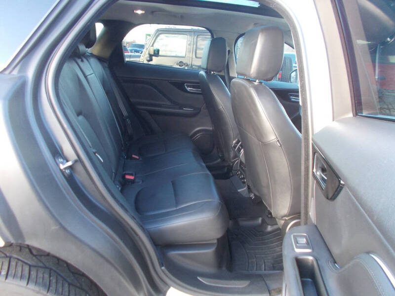 2020 Jaguar F-PACE 25t