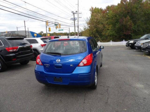 2009 Nissan Versa 1.8 SL