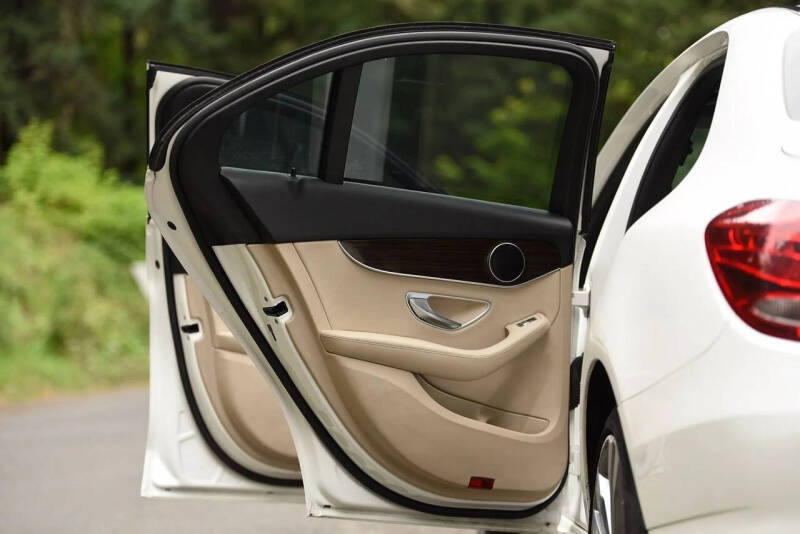 2018 Mercedes-Benz C-Class C 300