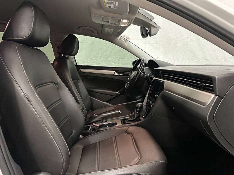 2020 Volkswagen Passat SE