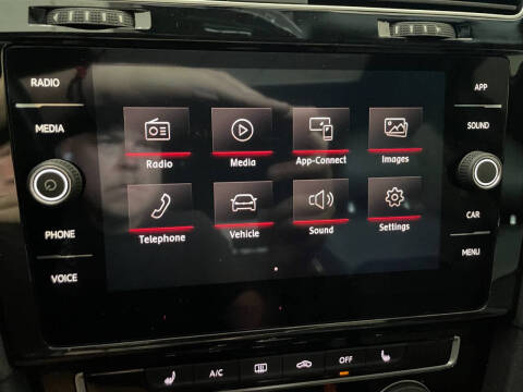 2020 Volkswagen Golf GTI Autobahn