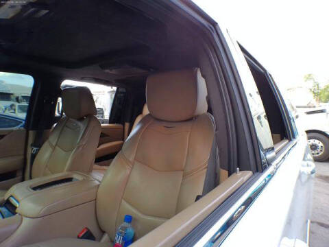 2019 Cadillac Escalade ESV Platinum